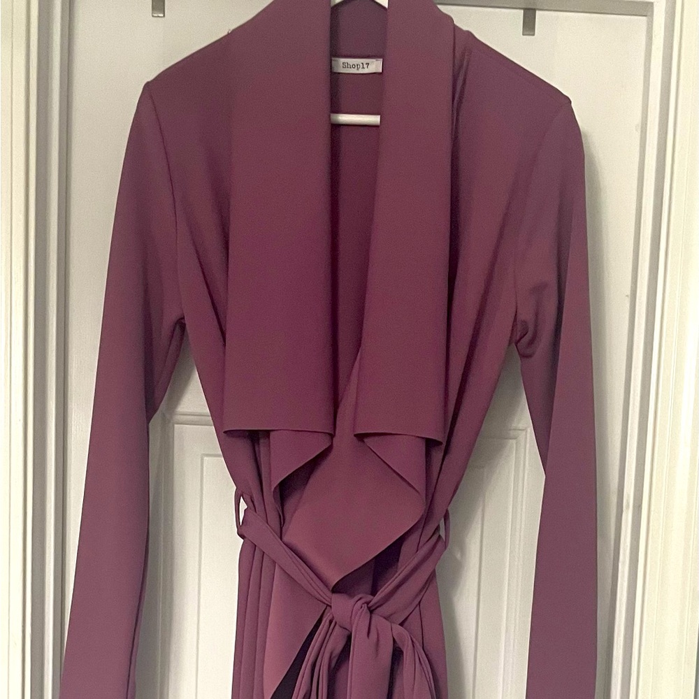 Dress Robe Cardigan/Sweater - Picture 4 of 4